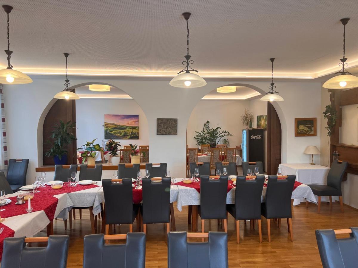 Gasthof Wagner Restaurant-Pension Halbenrain Exteriör bild